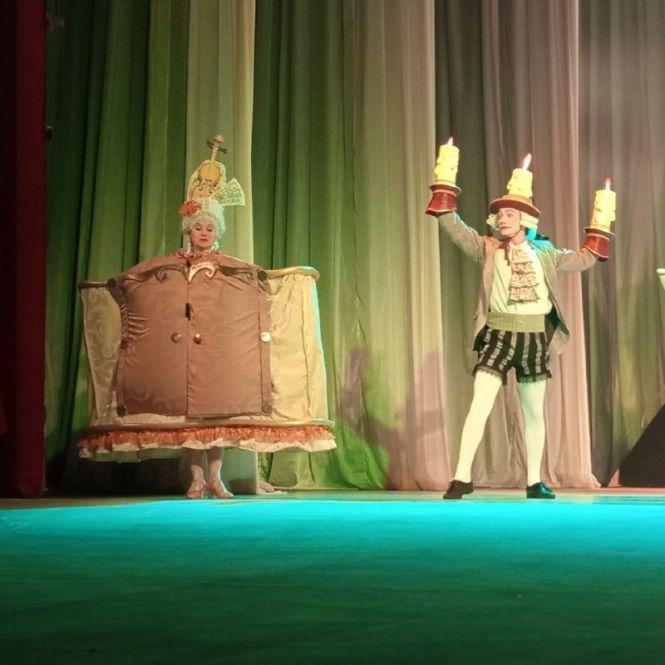 Новини Вінниці - фото з У театрі Садовського прем'єра. Що підготували актори для маленьких глядачів? У театрі Садовського прем'єра. Що підготували актори для маленьких глядачів?, фото №6 на сайті 20minut.ua