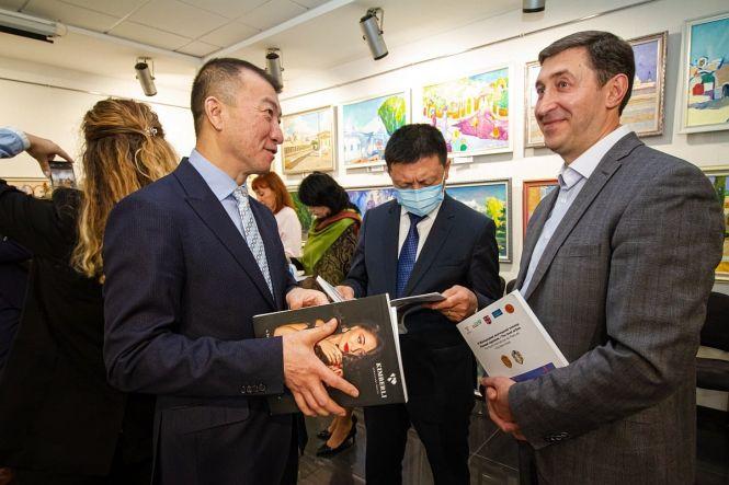 Новини Вінниці - фото з «Для участі доведіть авторство». Володимир Козюк оголосив старт пленеру «Кращий художник — 2021». «Для участі доведіть авторство». Володимир Козюк оголосив старт пленеру «Кращий художник — 2021»., фото №4 на сайті 20minut.ua