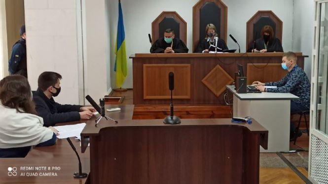 Новини Житомира - фото з Відстояли честь і гідність: газета «20 хвилин» виграла суд проти депутата Развадовського Відстояли честь і гідність: газета «20 хвилин» виграла суд проти депутата Развадовського, фото №4 на сайті 20minut.ua