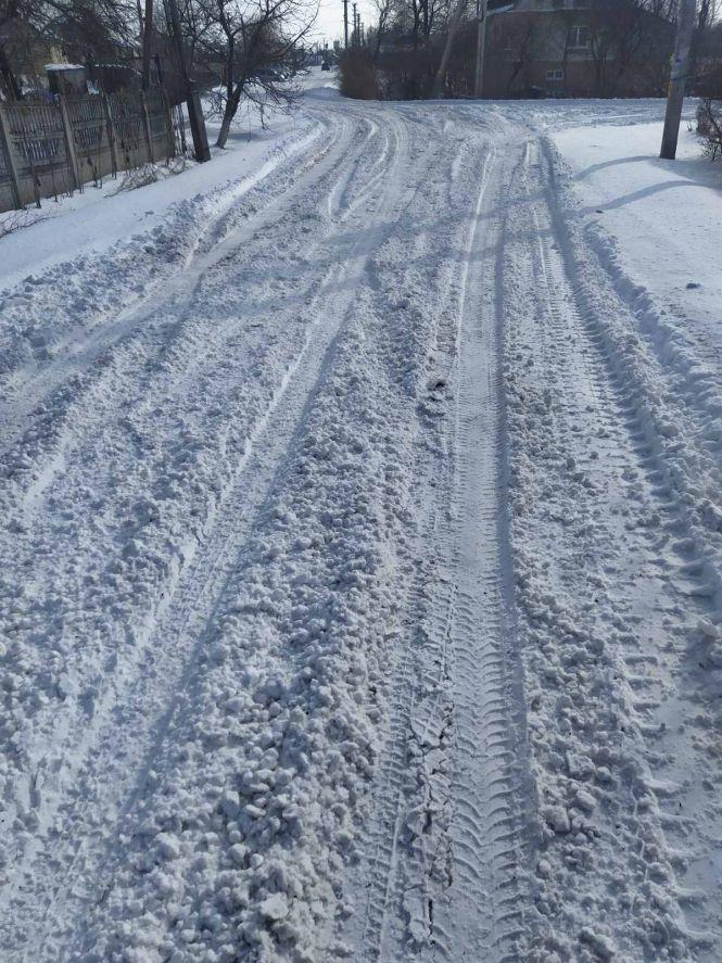 Новини Козятина - фото з Застрягали у снігових заметах та потрапляли в ДТП: про наслідки негоди на Козятинщині Застрягали у снігових заметах та потрапляли в ДТП: про наслідки негоди на Козятинщині, фото №5 на сайті 20minut.ua