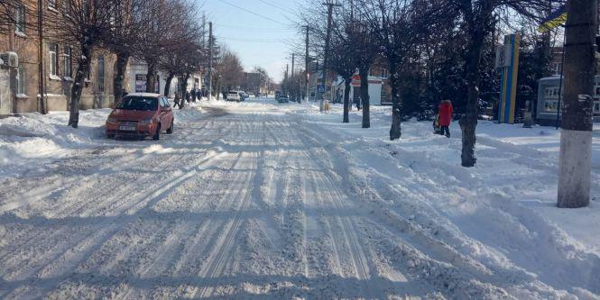 Новини Козятина - фото з Застрягали у снігових заметах та потрапляли в ДТП: про наслідки негоди на Козятинщині Застрягали у снігових заметах та потрапляли в ДТП: про наслідки негоди на Козятинщині, фото №2 на сайті 20minut.ua
