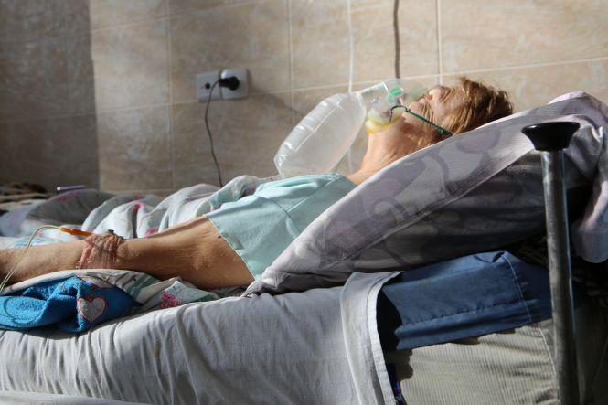 Новини Вінниці - фото з «Намагайтеся не дихати глибоко»: як ми побували у відділеннях, де лікують хворих на коронавірус «Намагайтеся не дихати глибоко»: як ми побували у відділеннях, де лікують хворих на коронавірус, фото №8 на сайті 20minut.ua