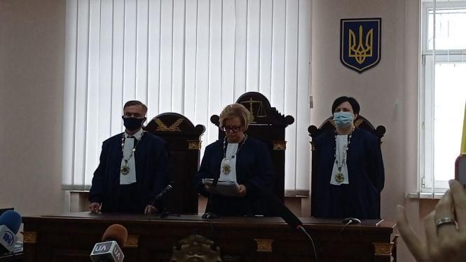 Новини Тернополя - фото з Апеляційний суд скасував довічне для Горбатюка. Як відреагували рідні вбитої тату майстрині? (ВІДЕО) Апеляційний суд скасував довічне для Горбатюка. Як відреагували рідні вбитої тату майстрині? (ВІДЕО), фото №1 на сайті 20minut.ua