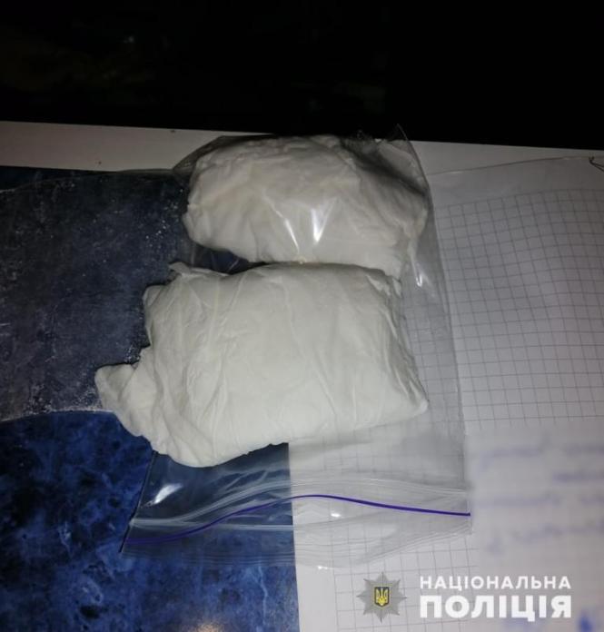 Затримали ватажка банди наркодилерів, яка постачала амфетамін на Хмельниччину (ФОТО, ВІДЕО), фото №2 на сайті vsim.ua