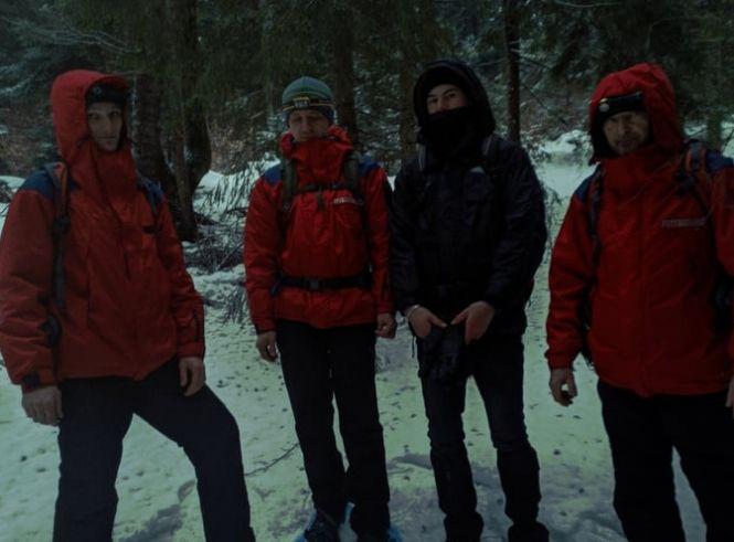 Новини Хмельницького - фото з Заблукав у тумані. У Карпатах шукали 22-річного хмельничанина Заблукав у тумані. У Карпатах шукали 22-річного хмельничанина, фото №1 на сайті vsim.ua