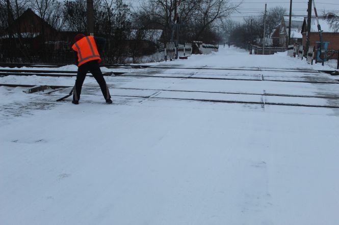 Новини Козятина - фото з Прогулянка Козятинщиною: озеро на ринку, замети на перехрестях і літня жінка з дровами Прогулянка Козятинщиною: озеро на ринку, замети на перехрестях і літня жінка з дровами, фото №6 на сайті 20minut.ua