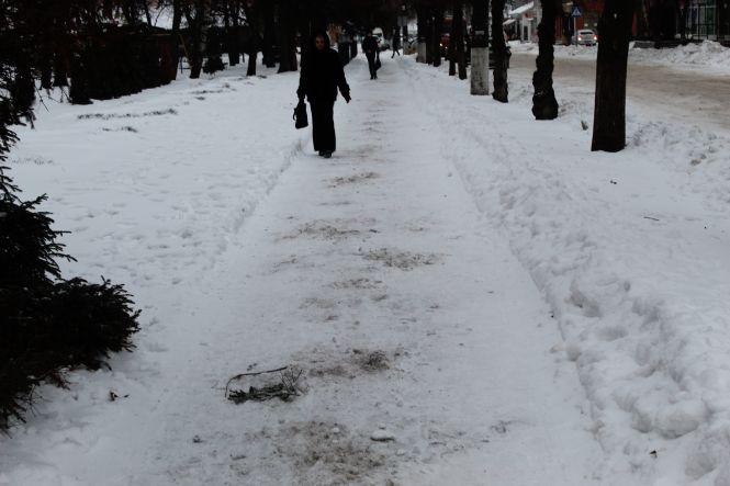 Новини Козятина - фото з «Мало померлого на землю не впустили»: як козятинчани буксують на дорогах «Мало померлого на землю не впустили»: як козятинчани буксують на дорогах, фото №1 на сайті 20minut.ua