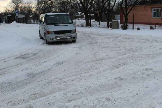 Новини Козятина - фото з Прогулянка Козятинщиною: озеро на ринку, замети на перехрестях і літня жінка з дровами Прогулянка Козятинщиною: озеро на ринку, замети на перехрестях і літня жінка з дровами, фото №4 на сайті 20minut.ua