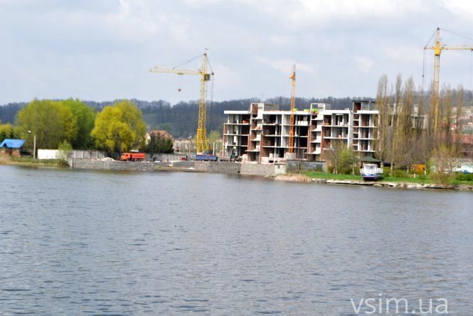 Новини Хмельницького - фото з Чому досі не знесли базу відпочинку «Ультрасервісу» на Південному Бузі Чому досі не знесли базу відпочинку «Ультрасервісу» на Південному Бузі, фото №3 на сайті vsim.ua