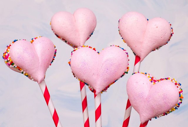 Новини Вінниці - фото з Смачно та красиво. ТОП-5 рецептів десерту до Дня закоханих Десерт до Дня святого Валентина: 5 найсмачніших варіантів - фото 447592