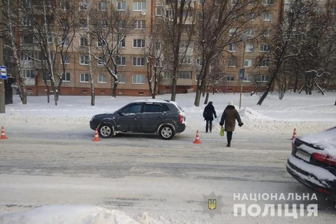 Новини Тернополя - фото з На Тернопільщині зіткунлись іномарка та рейсовий автобус. Є постраждалі, серед них — 16 річний юнак