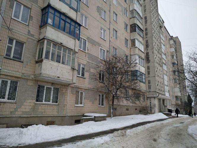 Новини Тернополя - фото з У деякі страшно заходити! Як виглядають ліфти у різних багатоповерхівках Тернополя – ми перевірили У деякі страшно заходити! Як виглядають ліфти у різних багатоповерхівках Тернополя – ми перевірили, фото №4 на сайті 20minut.ua