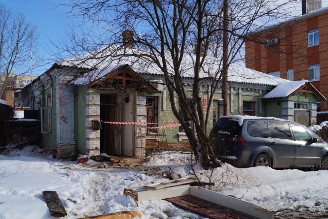 Вибух газу на Довженка: господар запалив сірник і підірвав будинок на три квартири