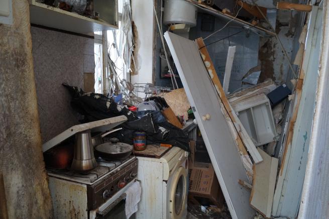 Новини Вінниці - фото з Вибух газу на Довженка: господар запалив сірник і підірвав будинок на три квартири Возможно, это изображение (у приміщенні)