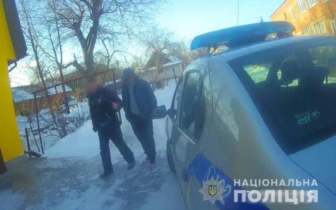 Новини Вінниці - фото з П'яний водій накинувся на поліцейського. Вгамували за допомогою кайданок П'яний водій накинувся на поліцейського. Вгамували за допомогою кайданок, фото №1 на сайті 20minut.ua