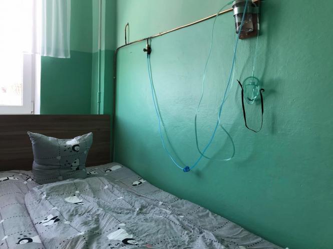 Новини Хмельницького - фото з “Брудні” зони й “важкі” пацієнти. Ексклюзивний репортаж з Хмельницької інфекційної лікарні Нет описания.