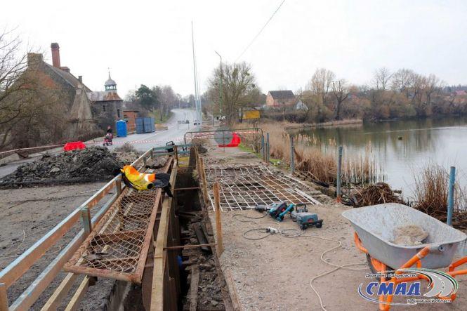 Новини Вінниці - фото з У Немирові обвалився міст, який почали капітально ремонтувати