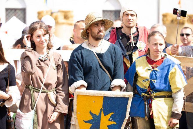 Новини Вінниці - фото з «Змінюю будні на Середньовіччя», — вінницька лицарка Ольга Грабовська «Змінюю будні на Середньовіччя», — вінницька лицарка Ольга Грабовська, фото №3 на сайті 20minut.ua