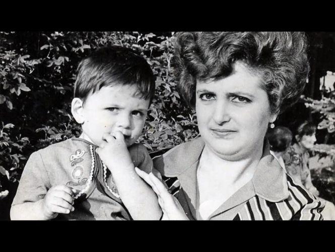 Новини Вінниці - фото з Володимир Висоцький на канікулах у Гайсині. Фото зірок, чиє дитинство проходило на Вінниччині Володимир Висоцький на канікулах у Гайсині. Фото зірок, чиє дитинство проходило на Вінниччині, фото №15 на сайті 20minut.ua