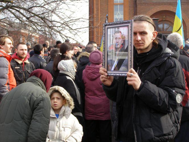 Новини Вінниці - фото з Троє вінничан з Небесної Сотні — Шимко, Брезденюк, Полянський. Пам’ятаймо! Троє вінничан з Небесної Сотні — Шимко, Брезденюк, Полянський. Пам’ятаймо!, фото №2 на сайті 20minut.ua