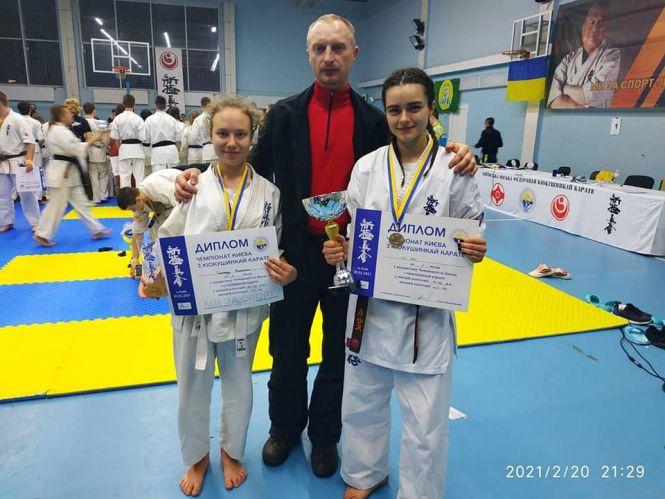 Новини Козятина - фото з Десять козятинських каратистів поповнили власну медальну колекцію Десять козятинських каратистів поповнили власну медальну колекцію, фото №1 на сайті 20minut.ua