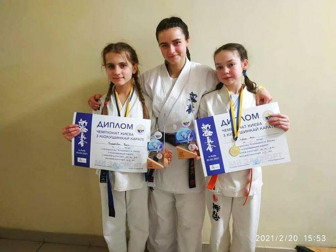 Новини Козятина - фото з Десять козятинських каратистів поповнили власну медальну колекцію Десять козятинських каратистів поповнили власну медальну колекцію, фото №3 на сайті 20minut.ua