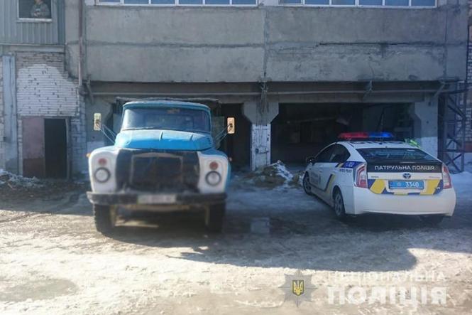 У Тернополі під колеса вантажівки потрапила жінка. Потерпіла померла під час операції, фото №1 на сайті 20minut.ua