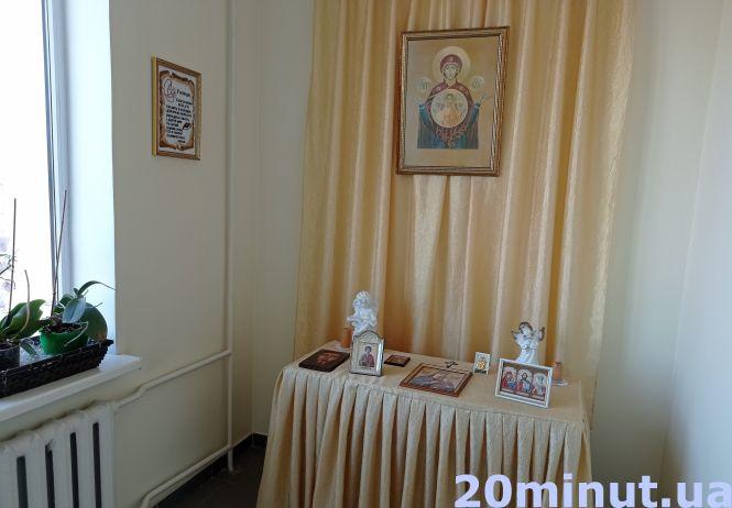 Що всередині «брудної» зони. Ексклюзивний репортаж з COVID-відділення у Тернополі (ВІДЕО), фото №7 на сайті 20minut.ua