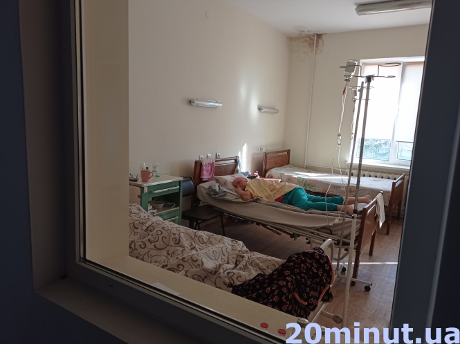 Що всередині «брудної» зони. Ексклюзивний репортаж з COVID-відділення у Тернополі (ВІДЕО), фото №3 на сайті 20minut.ua