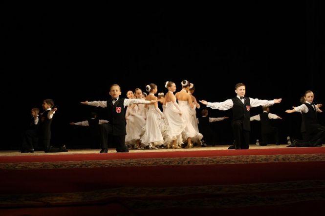 Новини Вінниці - фото з «Таке з нами сталося вперше».  Як вінницька «Грація» пережила карантин і дистанційні танці? «Таке з нами сталося вперше».  Як вінницька «Грація» пережила карантин і дистанційні танці?, фото №3 на сайті 20minut.ua