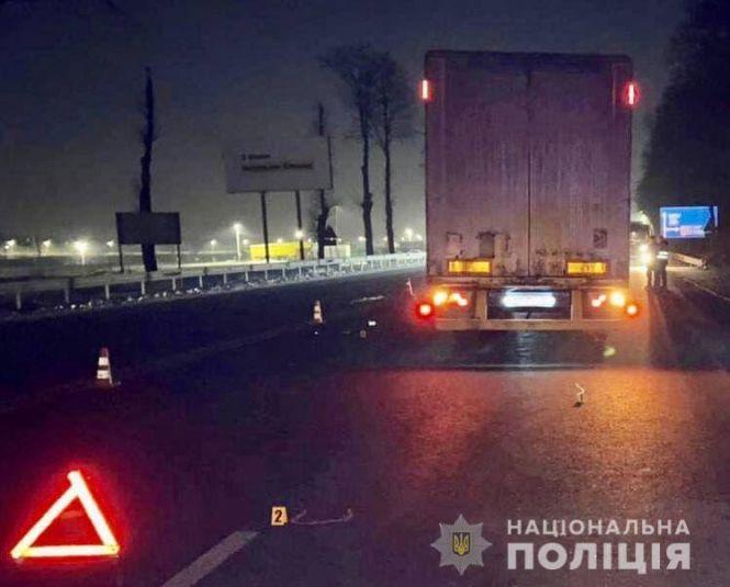 Новини Вінниці - фото з У Вінницькому районі під колесами вантажівки DAF загинув 35-річний пішохід У Вінницькому районі під колесами вантажівки DAF загинув 35-річний пішохід, фото №2 на сайті 20minut.ua