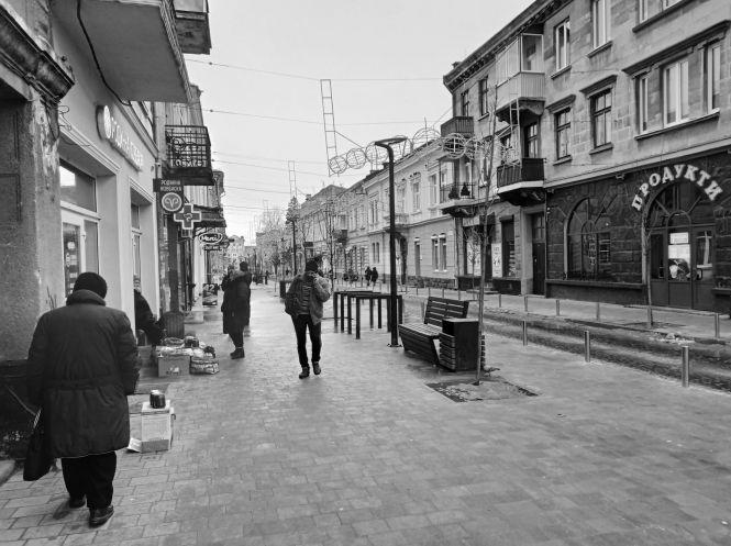 Новини Тернополя - фото з Тернопіль проводжає зиму: репортаж "20 хвилин" у чорно-білих тонах (ФОТО) Тернопіль проводжає зиму: репортаж "20 хвилин" у чорно-білих тонах (ФОТО), фото №15 на сайті 20minut.ua