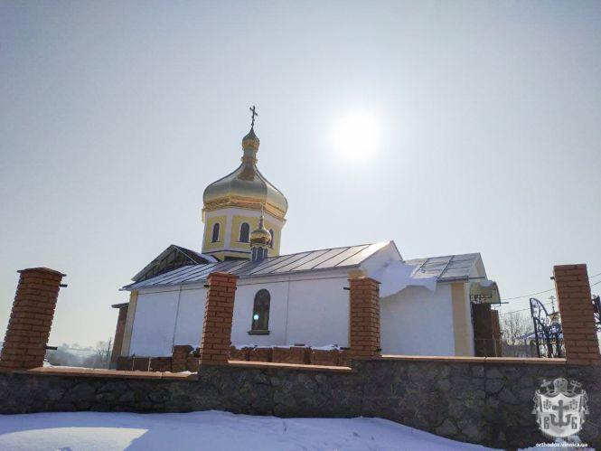 Новини Козятина - фото з Зустріли з короваєм та квітами: Козятинщину відвідав Владика Симеон Зустріли з короваєм та квітами: Козятинщину відвідав Владика Симеон, фото №2 на сайті 20minut.ua