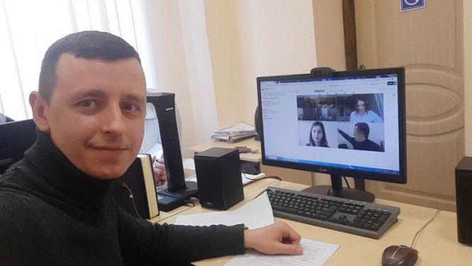 Новини Вінниці - фото з Валерія Сікал розповіла суду про хтивого полковника, який тепер захищає честь і гідність Валерія Сікал розповіла суду про хтивого полковника, який тепер захищає честь і гідність, фото №1 на сайті 20minut.ua