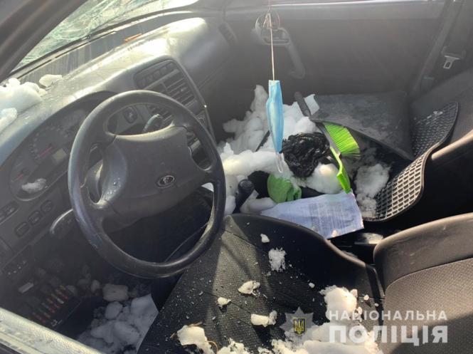 Новини Тернополя - фото з Нетвереза та без водійських прав: дівчина викрала авто свого кавалера та злетіла у кювет. Як покарали її? Нетвереза та без водійських прав: дівчина викрала авто свого кавалера та злетіла у кювет. Як покарали її?, фото №1 на сайті 20minut.ua