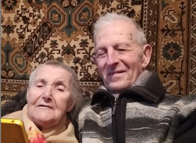 Новини Вінниці - фото з У Вінниці в тролейбусі впав дідусь та зламав стегно. Родичі шукають свідків У Вінниці в тролейбусі впав дідусь та зламав стегно. Родичі шукають свідків, фото №1 на сайті 20minut.ua