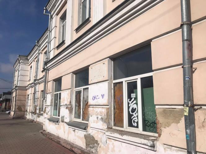 Новини Хмельницького - фото з Чому руйнується історична будівля на Проскурівській, на яку вже витратили понад 1,5 мільйона Нет описания.