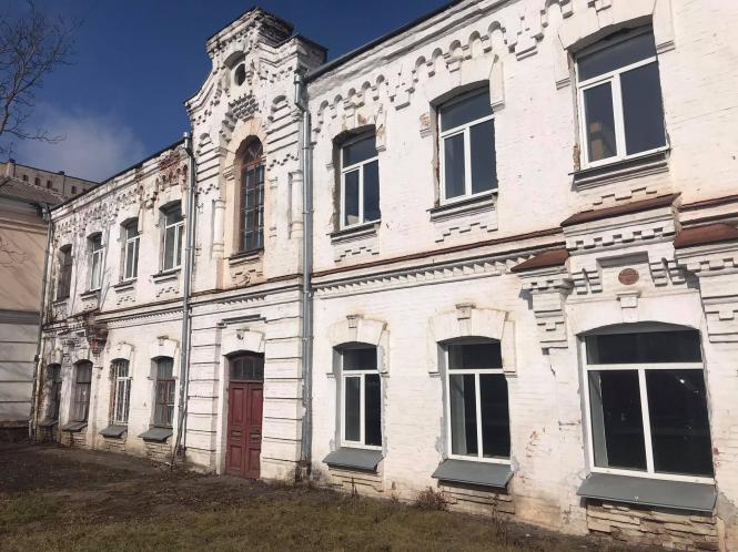 Новини Хмельницького - фото з Чому руйнується історична будівля на Проскурівській, на яку вже витратили понад 1,5 мільйона Нет описания.