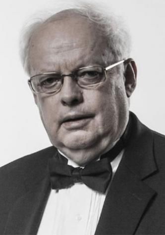 Погляньте, як усміхається Стус. Завдяки нейромережі «оживили» фото відомих вінничан і не тільки, фото №13 на сайті 20minut.ua