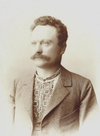 Погляньте, як усміхається Стус. Завдяки нейромережі «оживили» фото відомих вінничан і не тільки, фото №7 на сайті 20minut.ua