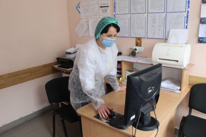 «Важких хворих побільшало»: репортаж з інфекційного відділення козятинської ЦРЛ, фото №3 на сайті 20minut.ua