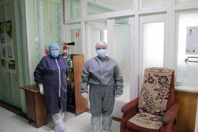 «Важких хворих побільшало»: репортаж з інфекційного відділення козятинської ЦРЛ, фото №12 на сайті 20minut.ua