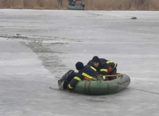 Возможно, это изображение (водоем)