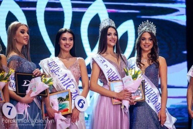 Новини Вінниці - фото з «Міс Вінниця 2021» Вікторія Гелитюк: про титул, плани на майбутнє і девіз «бути переможцем по життю»