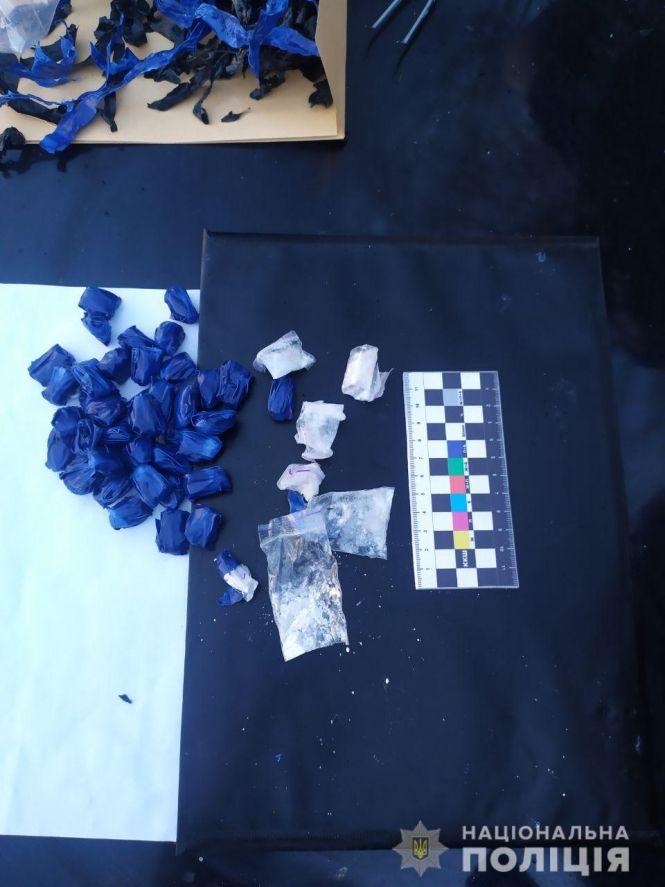 Новини Хмельницького - фото з Затримали 22-річного хмельничанина, який робив закладки з наркотиками (ФОТО, ВІДЕО)