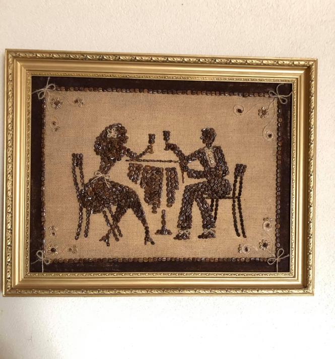 Новини Тернополя - фото з ЇЇ квіти можна їсти, їх замовляють по всій Україні. Як кременчанка із медика стала кондитером Немає опису світлини.