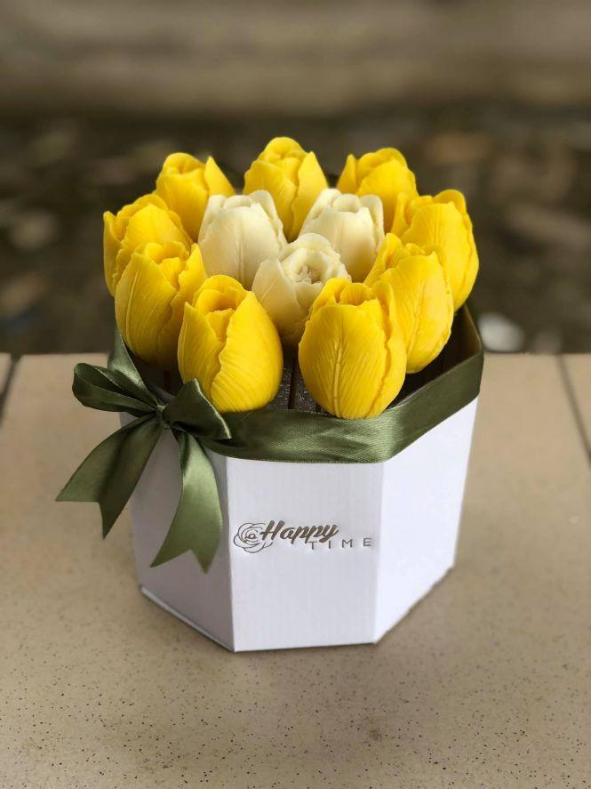 Новини Тернополя - фото з ЇЇ квіти можна їсти, їх замовляють по всій Україні. Як кременчанка із медика стала кондитером