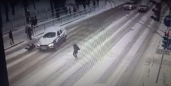 Новини Вінниці - фото з Збив студентку на переході і хотів зам'яти справу за 5000 гривень: про «тиху» аварію біля Урожаю