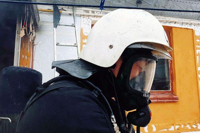 Новини Хмельницького - фото з На Хмельниччині з палаючого будинку врятували цуценят (ФОТО)