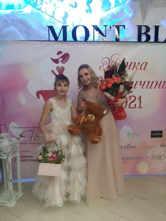 Новини Вінниці - фото з Проект «Жінка Вінниччини» відзначив переможців і зібрав кошти дітям на інсулінові помпи